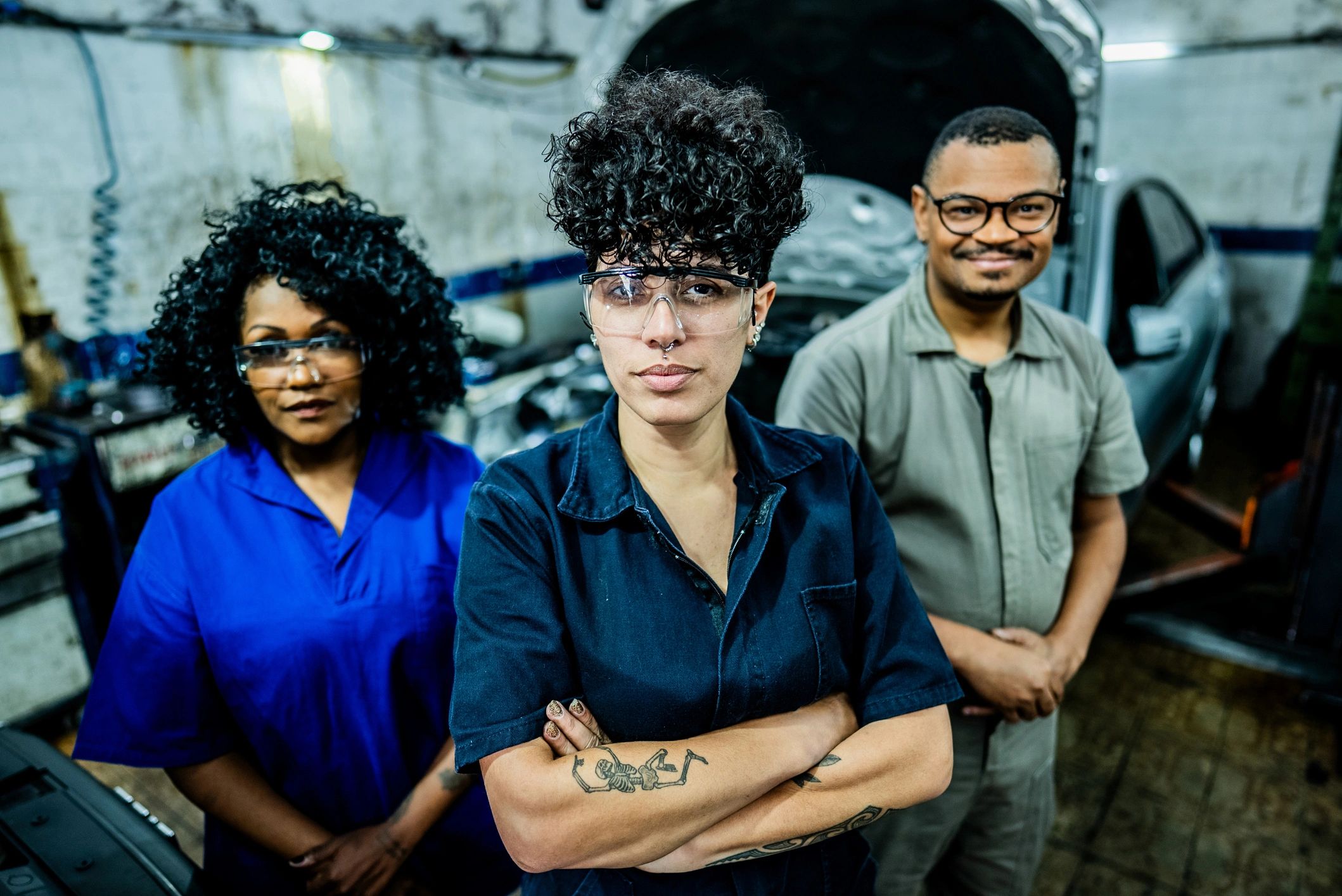 auto repair team portrait